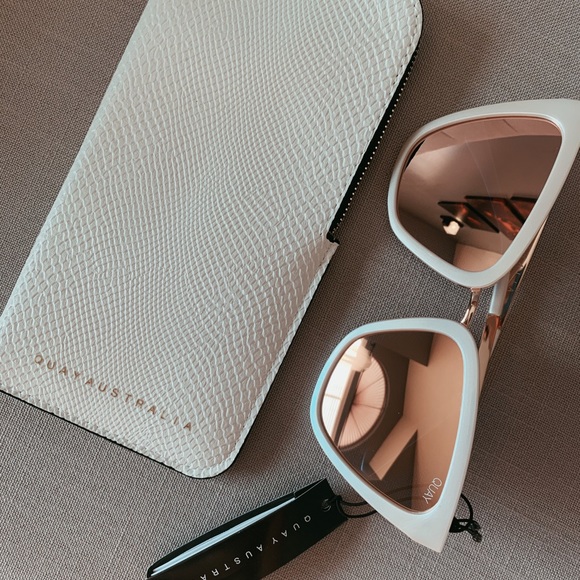 Quay Australia Accessories - Quay Australia Women’s Reina Rose Sunglasses